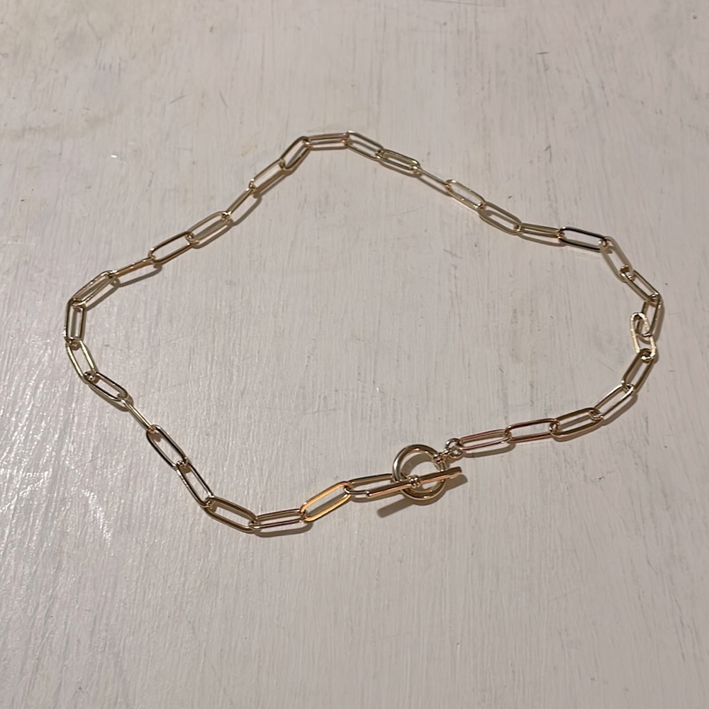 Gold choker